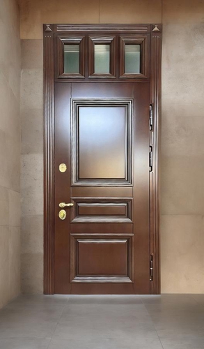 Дверь со стеклом во фрамуге